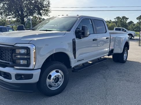 New 2026 Ford F350 XL w/ STX Appearance Package AWD/4WD image 6