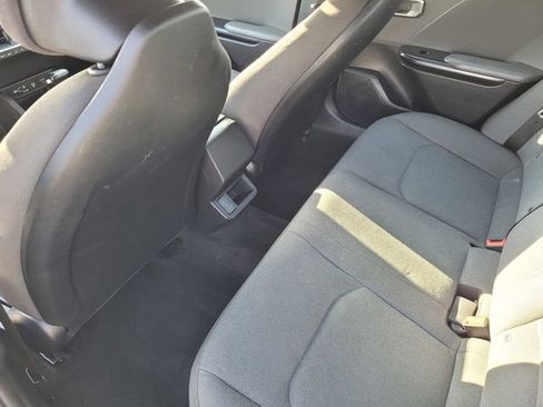 Used 2025 Kia K4 FWD image 8