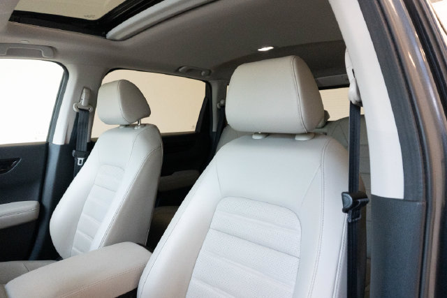 Used 2023 Honda CR-V EX-L image 18