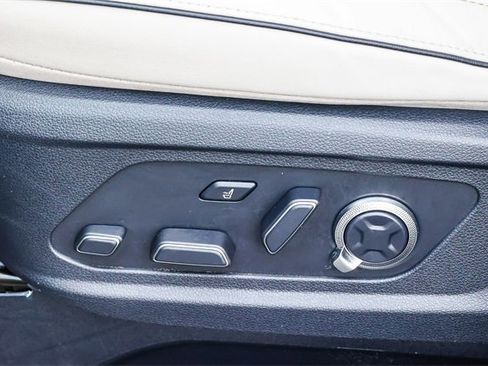 Used 2023 Hyundai Palisade Calligraphy image 23