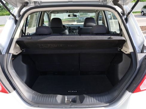 Used 2008 Nissan Versa SL FWD image 6