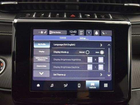 Used 2024 Jeep Grand Cherokee L Laredo image 26