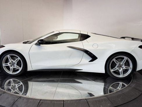 Used 2023 Chevrolet Corvette 3LT w/ Z51 Performance Package image 20