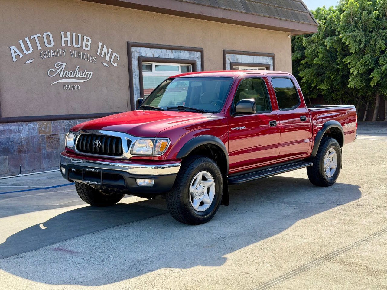 Used 2004 Toyota Tacoma PreRunner RWD image 1