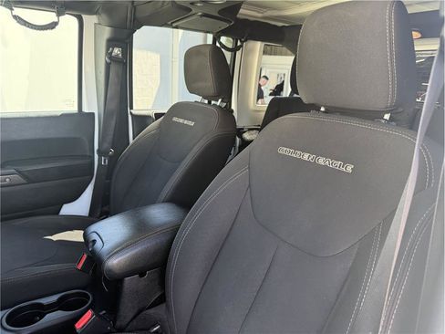 Used 2018 Jeep Wrangler Unlimited Sport AWD/4WD image 15
