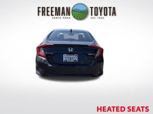 Used 2016 Honda Civic Touring image 5