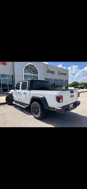 Used 2023 Jeep Gladiator Sport w/ Off Road Group AWD/4WD image 1