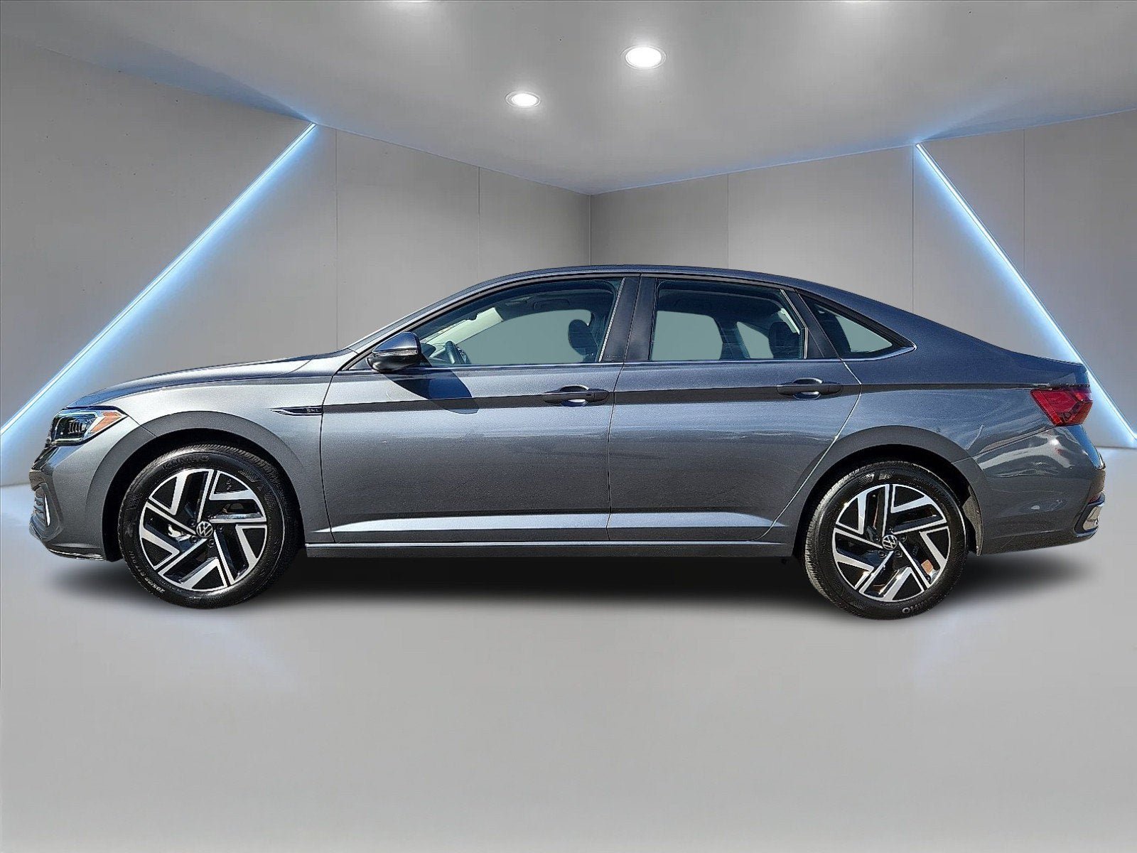Certified 2023 Volkswagen Jetta SEL FWD image 7