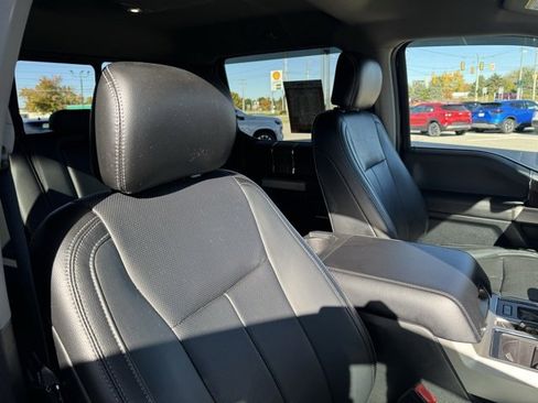 Used 2018 Ford F150 Lariat w/ Equipment Group 502A Luxury image 47