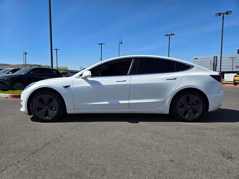 Used 2019 Tesla Model 3 Standard Range Plus image 3