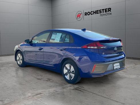 Used 2022 Hyundai Ioniq Blue FWD image 3