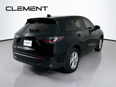 Used 2025 Honda HR-V LX image 7