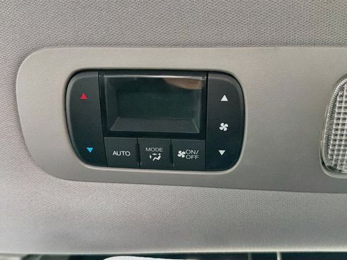 Used 2018 Honda Odyssey EX image 25