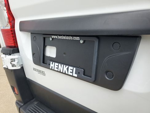 Used 2025 RAM ProMaster 2500 w/ Storage Group image 26