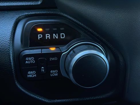 Used 2019 RAM 1500 Big Horn AWD/4WD image 18