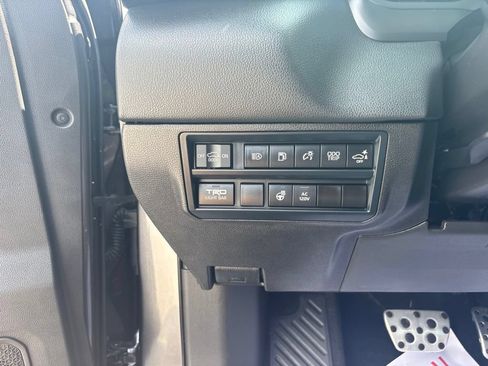 Used 2025 Toyota Sequoia TRD Pro AWD/4WD image 36