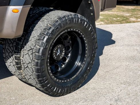 Used 2018 Ford F350 King Ranch w/ King Ranch Ultimate Package image 65