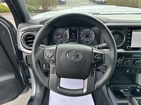 Used 2021 Toyota Tacoma TRD Sport image 13