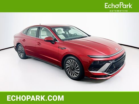 Used 2025 Hyundai Sonata SEL image 1