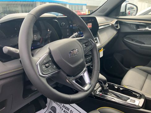 New 2026 Chevrolet TrailBlazer ACTIV w/ Driver Confidence Package FWD image 8