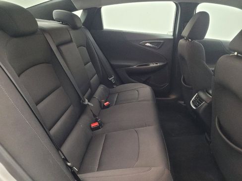 Used 2019 Chevrolet Malibu LT FWD image 19