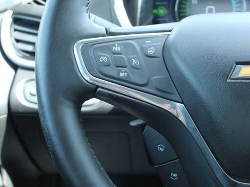 Used 2017 Chevrolet Volt LT w/ Comfort Package image 23