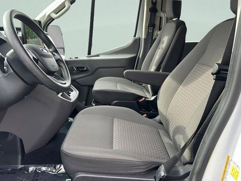 Used 2024 Ford Transit 350 XLT RWD image 10