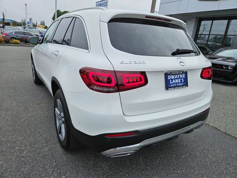 Used 2020 Mercedes-Benz GLC 300 4MATIC image 3