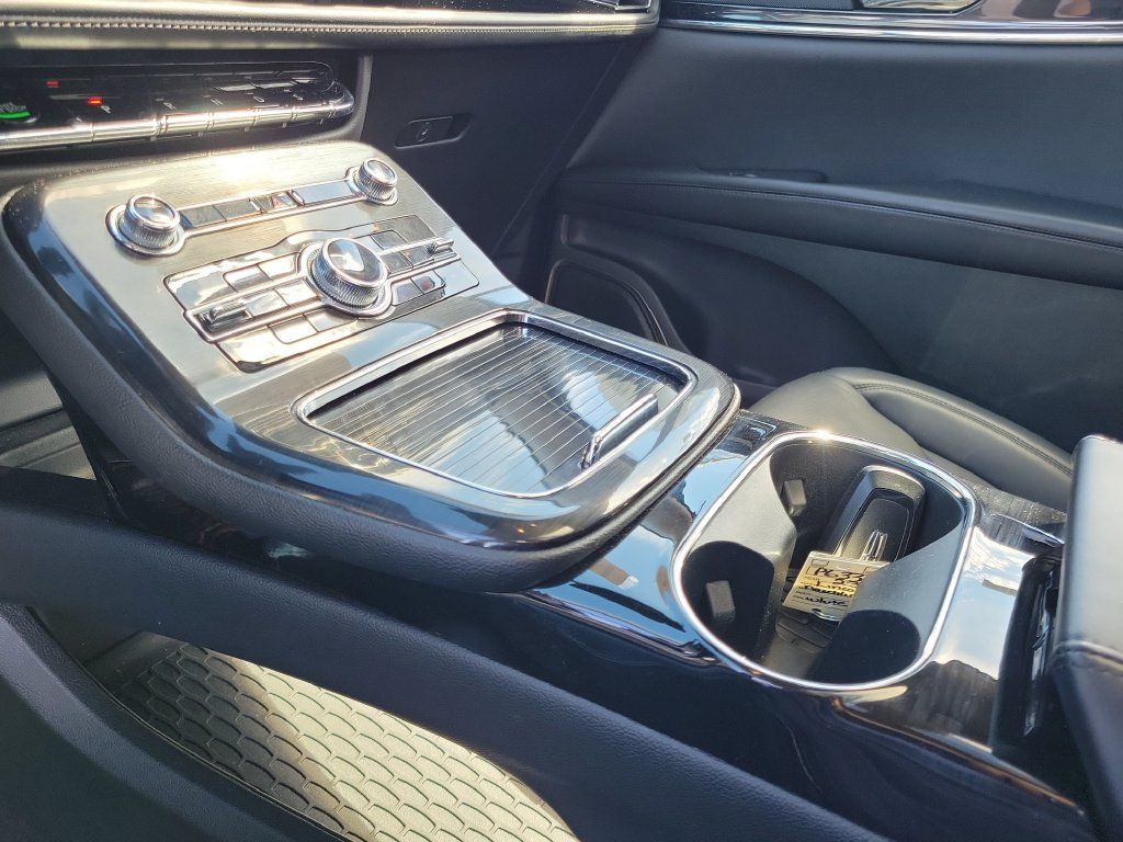 Certified 2023 Lincoln Nautilus Reserve AWD/4WD image 29