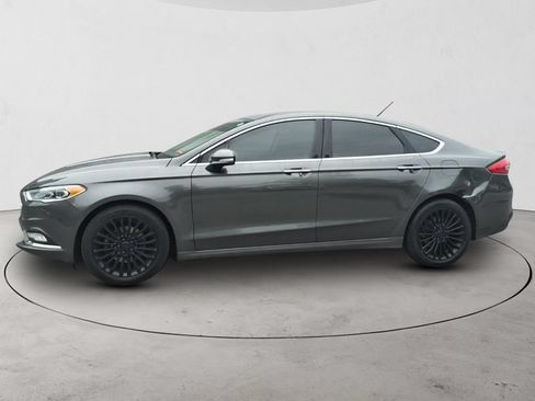 Used 2017 Ford Fusion SE w/ Fusion SE Technology Package AWD/4WD image 8