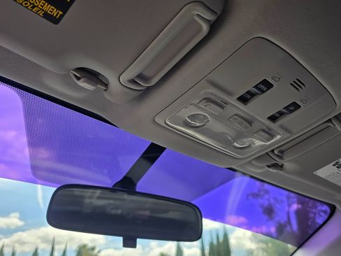 Used 2015 Toyota RAV4 XLE FWD image 37