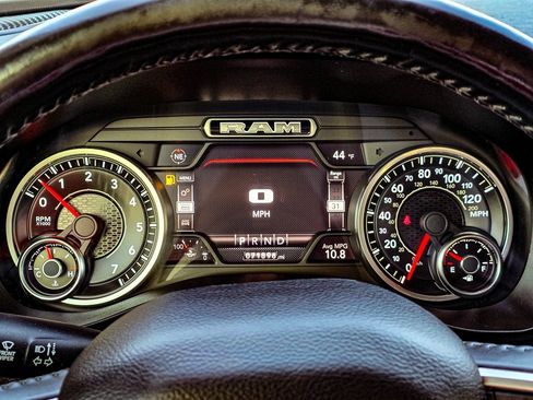 Used 2020 RAM 1500 Laramie image 25