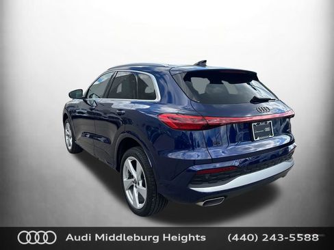 Certified 2025 Audi Q5 Premium w/ Premium Plus AWD/4WD image 7