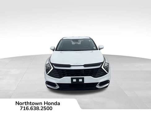 Used 2023 Kia Sportage LX image 10