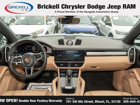 Used 2022 Porsche Cayenne Platinum Edition AWD/4WD image 20