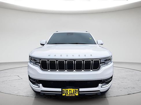 Used 2022 Jeep Wagoneer Series III AWD/4WD image 8