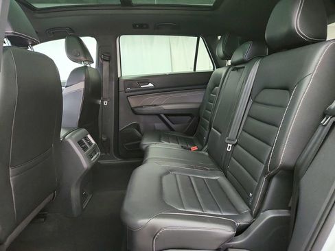 Used 2022 Volkswagen Atlas Cross Sport SEL Premium R-Line AWD/4WD image 26
