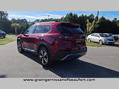Used 2023 Nissan Rogue SL w/ SL Premium Package image 26