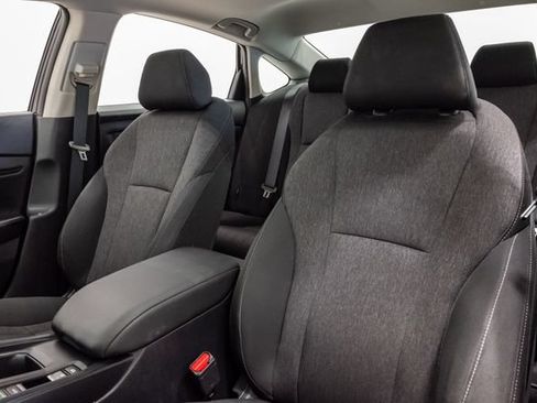 Used 2024 Honda Accord EX image 11