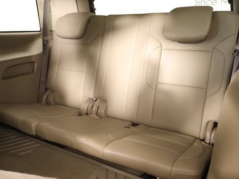 Used 2019 Chevrolet Tahoe LT RWD image 13