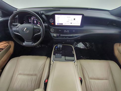 Used 2023 Lexus LS 500 w/ Interior Upgrade Package RWD image 20