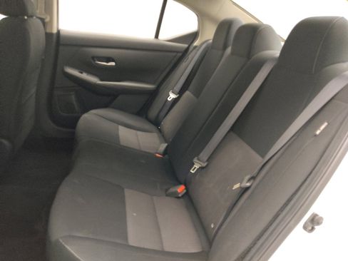 Used 2023 Nissan Sentra SV FWD image 18