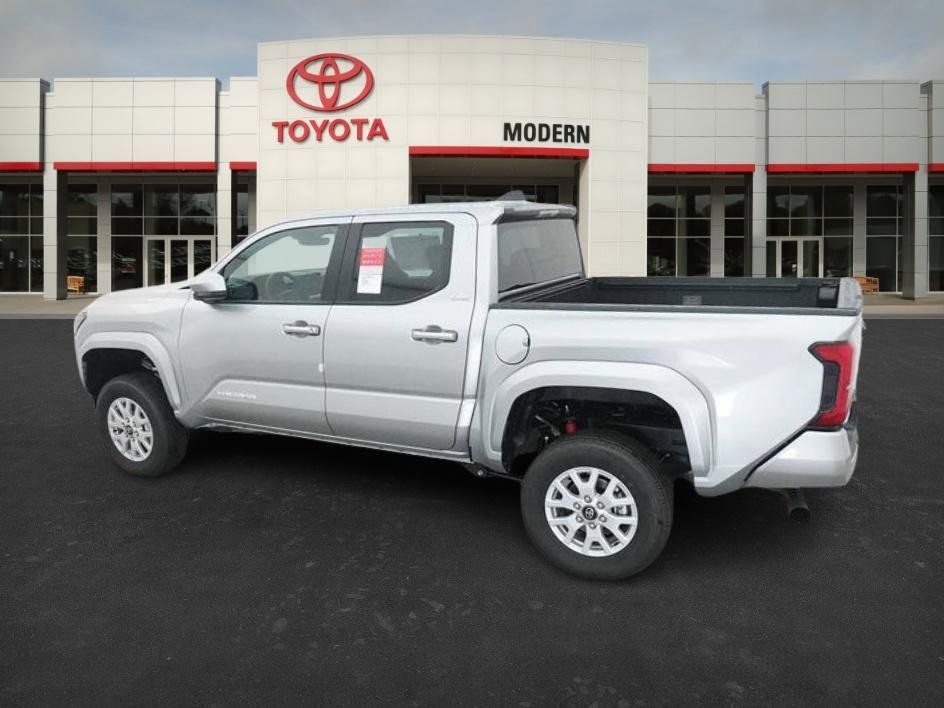 New 2025 Toyota Tacoma SR5 AWD/4WD image 11