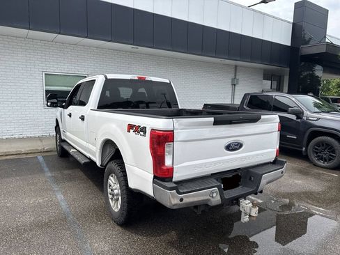 Used 2018 Ford F250 XLT w/ XLT Value Package AWD/4WD image 5