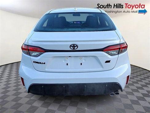 New 2026 Toyota Corolla SE image 5