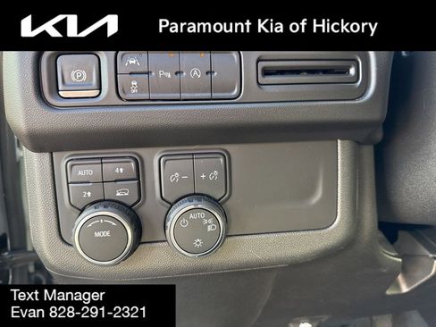 Used 2024 Chevrolet Tahoe LT image 20