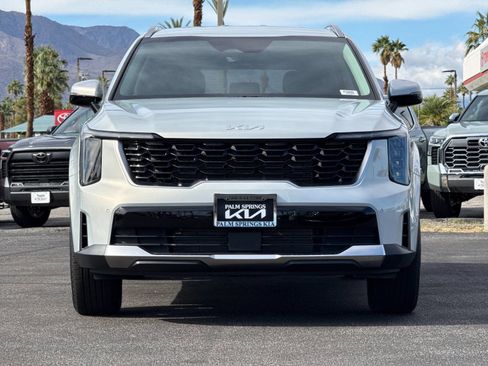 New 2026 Kia Sorento S image 8