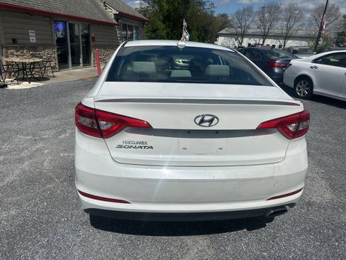 Used 2016 Hyundai Sonata SE FWD image 4