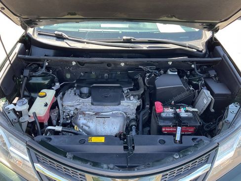 Used 2013 Toyota RAV4 XLE AWD/4WD image 45
