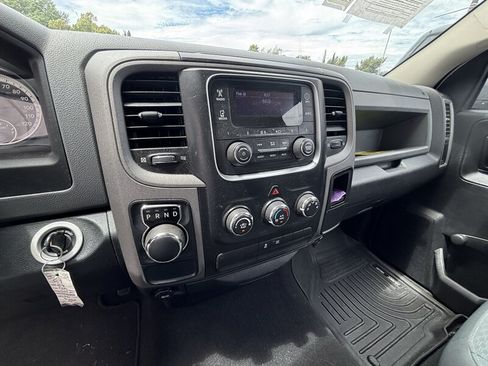 Used 2016 RAM 1500 Tradesman w/ Chrome Appearance Group RWD image 11